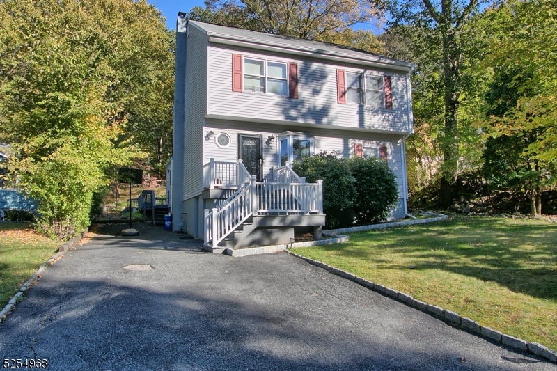 White Meadow Lake - Residential