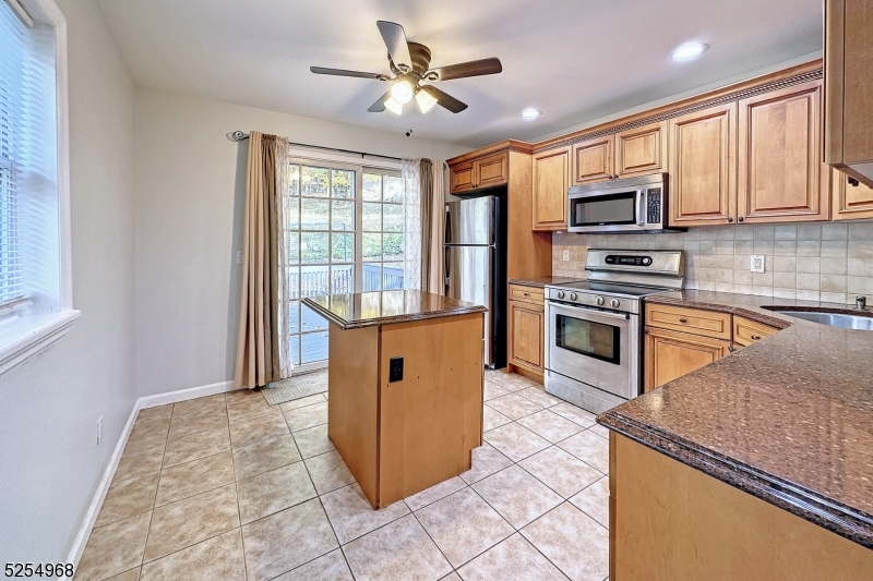 White Meadow Lake - Residential