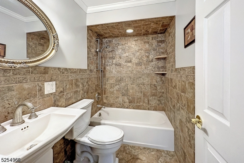 White Meadow Lake - Residential