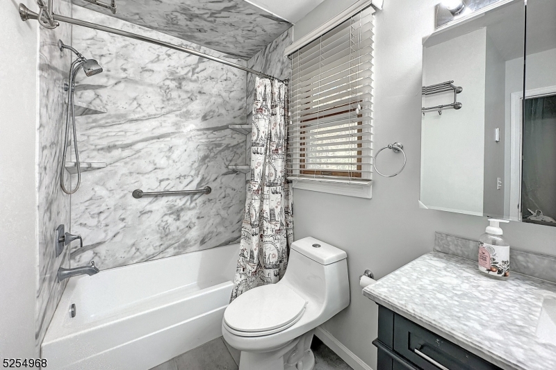 White Meadow Lake - Residential