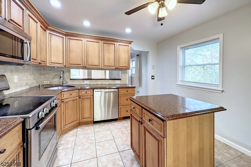 White Meadow Lake - Residential