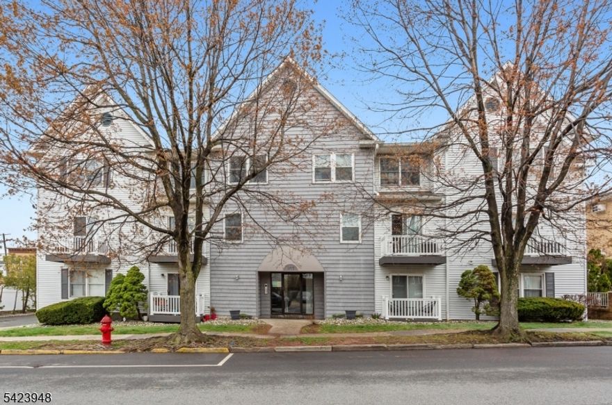 Move-in ready 2-bedroom condo at 438 Forest St in the heart of Kearny. This well-maintained home offers a functional layout and low-maintenance living, perfect for homeowners or investors.Prime location just minutes from NJ Transit bus lines and the Harrison PATH station for an easy NYC commute, with quick access to Route 21, Route 280, and the NJ Turnpike.Close to shopping, restaurants, and everyday essentials along Kearny Ave, plus nearby West Hudson Park for outdoor space and recreation. Conveniently located near schools and local amenities.A great opportunity to own in one of Kearny's most commuter-friendly locations.