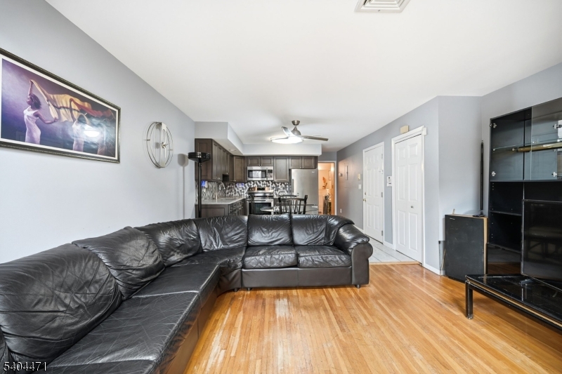 Fairmount Courts - Residential