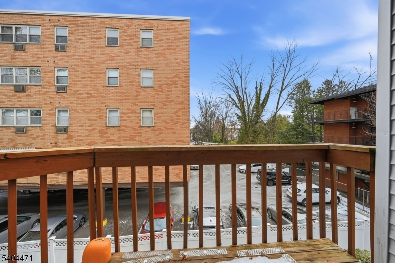 Fairmount Courts - Residential