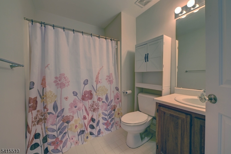 The Glens at Pompton Plains - Residential