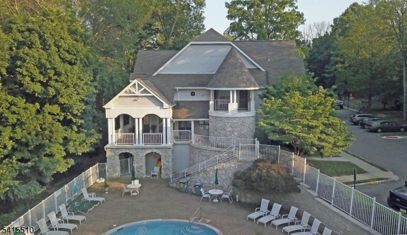 The Glens at Pompton Plains - Residential