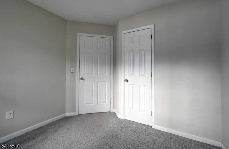 The Glens at Pompton Plains - Residential