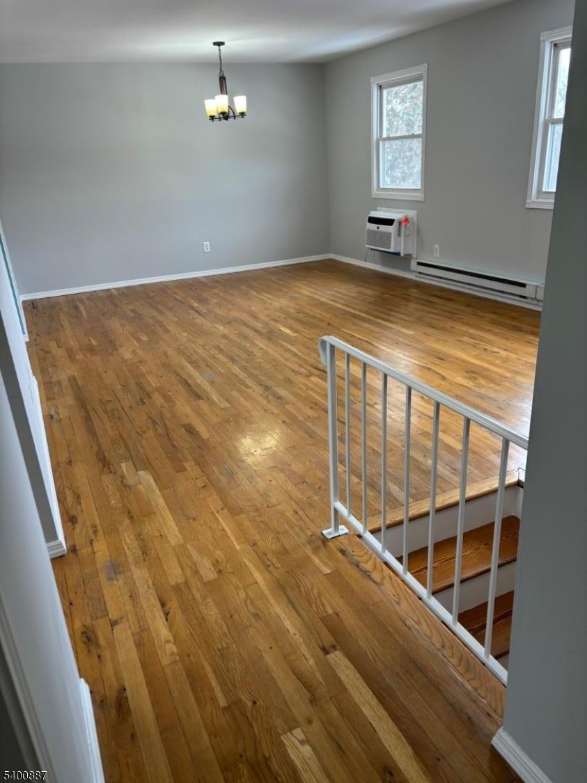 Mountainview Manor - Residential