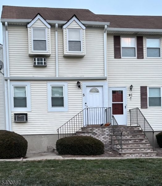 Mountainview Manor - Residential