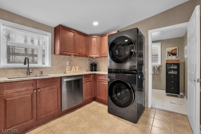 Lake Parsippany - Residential