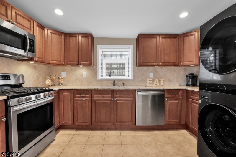 Lake Parsippany - Residential