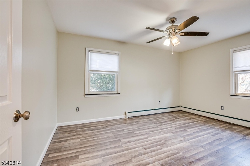 Edison Twp., New Jersey 08837, United States, 3 Bedrooms Bedrooms, ,1 BathroomBathrooms,Residential,Active,77797