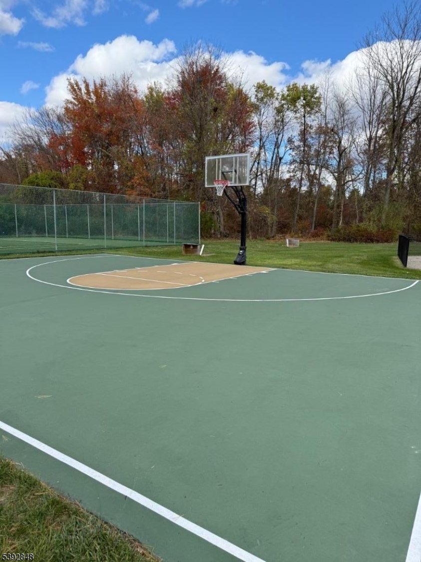 Rolling Hills - Residential