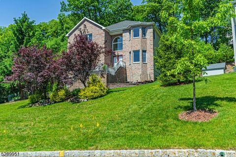 20 Eventide Ct, Parsippany-Troy Hills Twp., NJ 07950 - #: 3910717