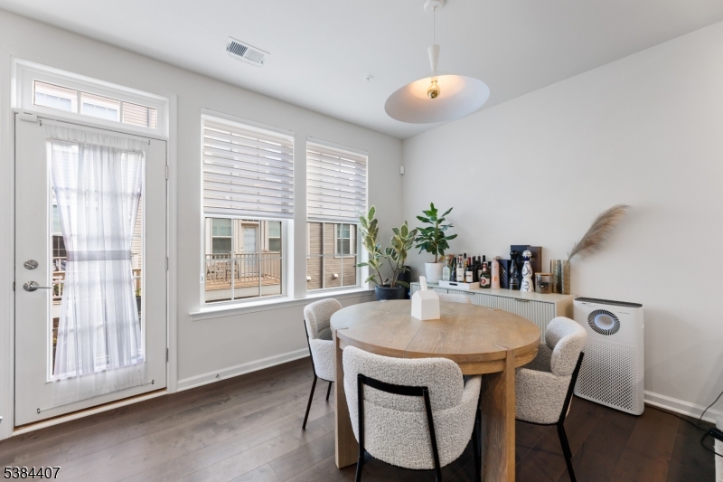 SOMERVILLE STATION - Residential