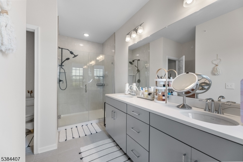 SOMERVILLE STATION - Residential