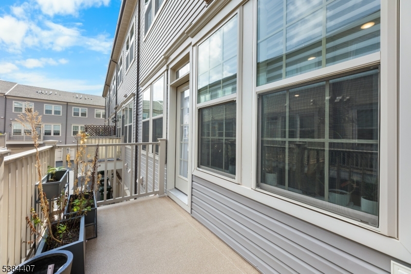 SOMERVILLE STATION - Residential