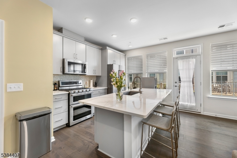 SOMERVILLE STATION - Residential