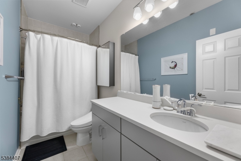 SOMERVILLE STATION - Residential