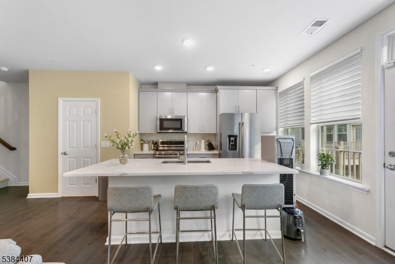 SOMERVILLE STATION - Residential