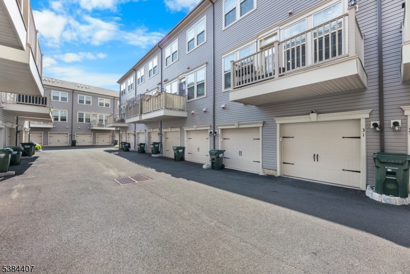 SOMERVILLE STATION - Residential