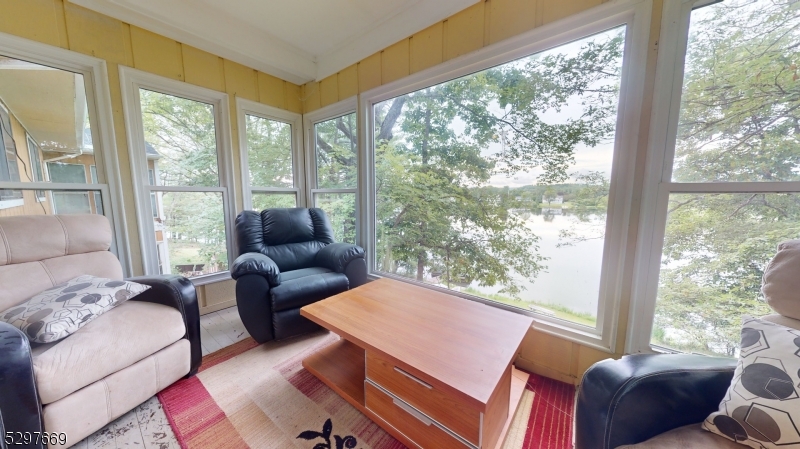 Holiday Lake - Residential