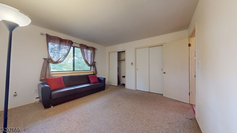 Holiday Lake - Residential