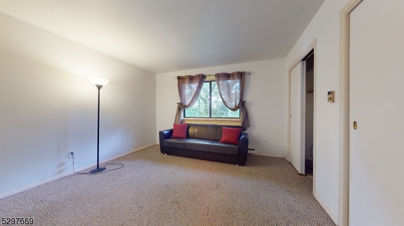 Holiday Lake - Residential