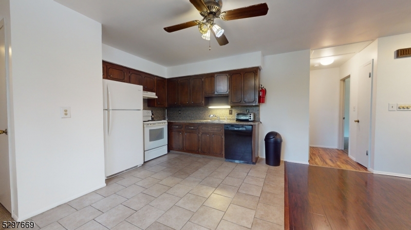 Holiday Lake - Residential