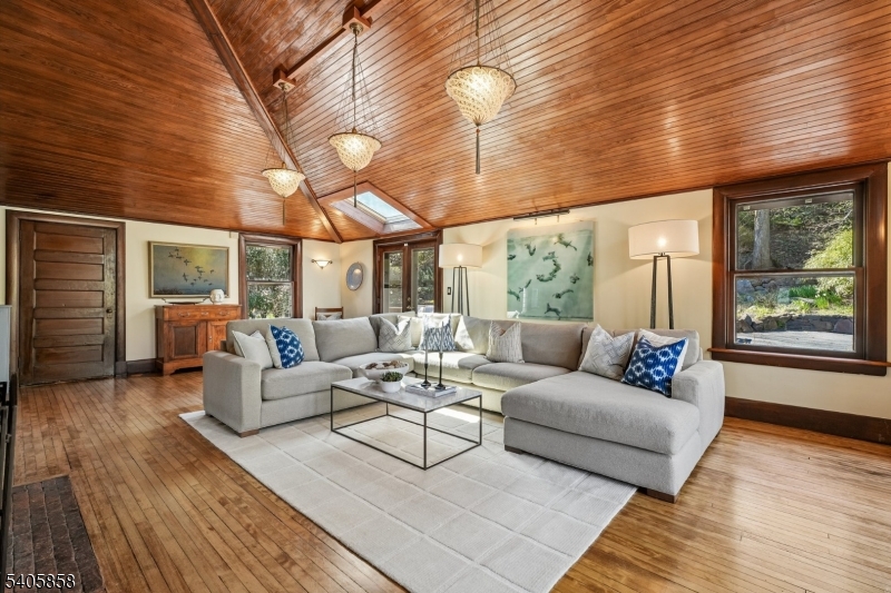 Upper Montclair - Residential