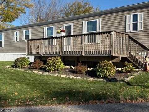 11 Zimmer Drive, Franklin Boro, NJ 07416 - #: 4017587