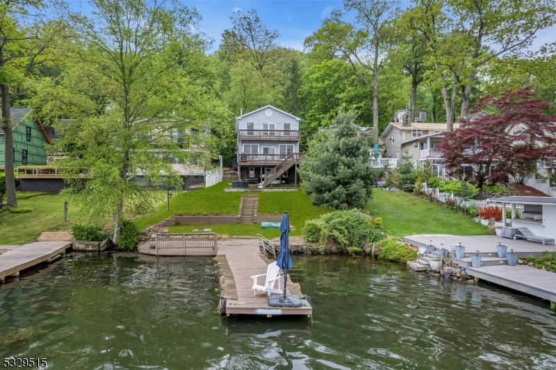 413B Lakeside Blvd