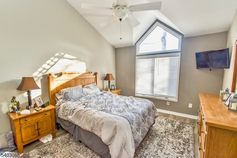 Berkshire Ridge - Residential Lease