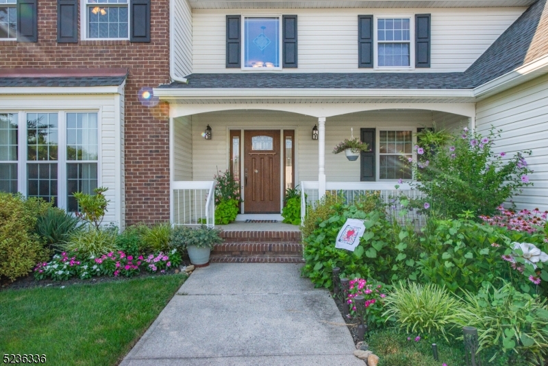 Flanders Crossing - Residential