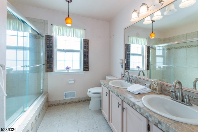 Flanders Crossing - Residential