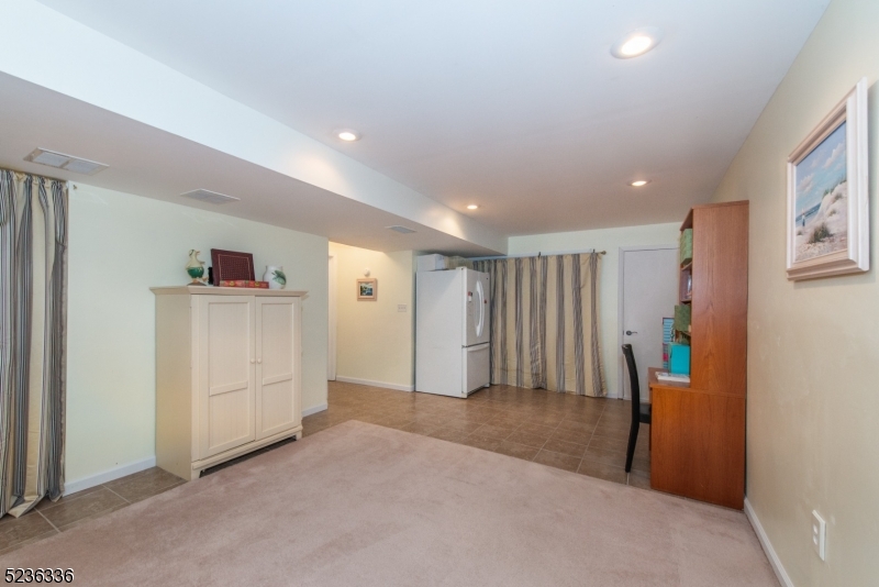 Flanders Crossing - Residential