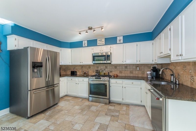 Flanders Crossing - Residential