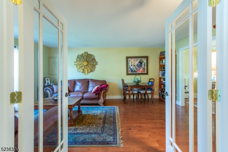 Flanders Crossing - Residential