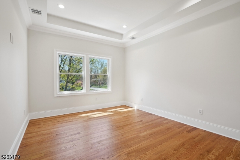 Riker Hill - Residential