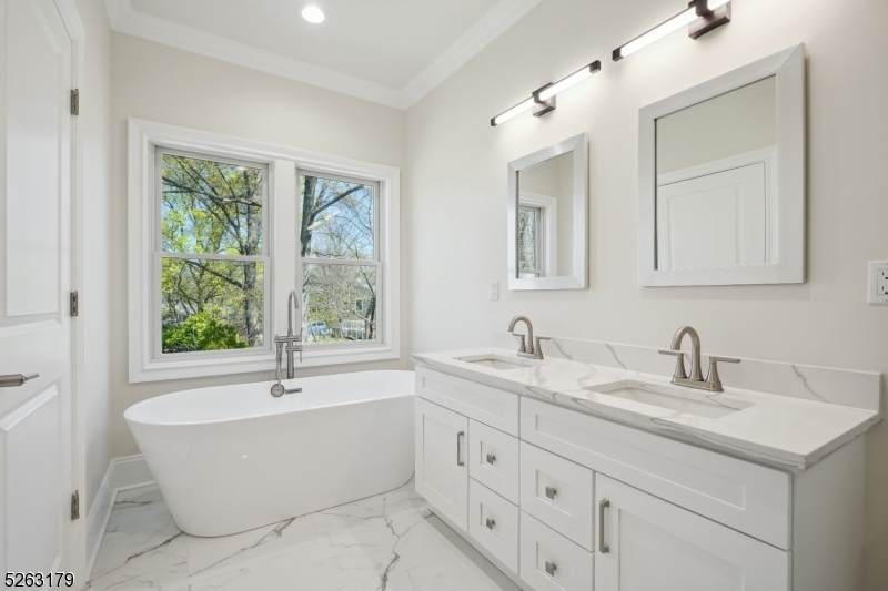 Riker Hill - Residential