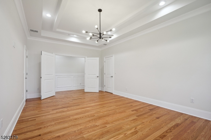 Riker Hill - Residential