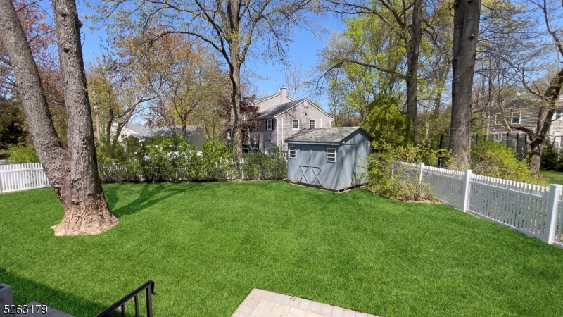 Riker Hill - Residential