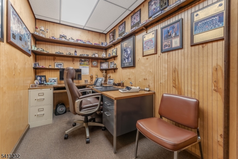 Ringoes - Commercial Sale