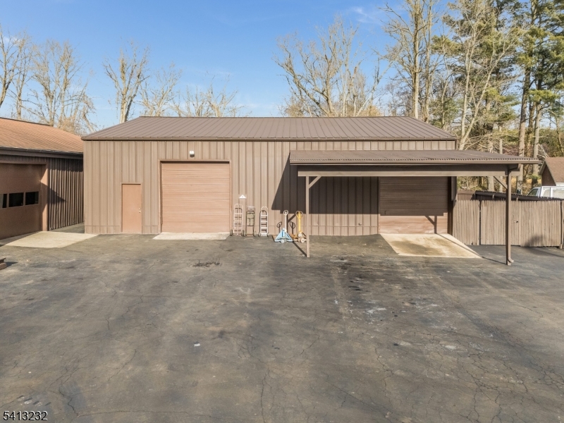 Ringoes - Commercial Sale