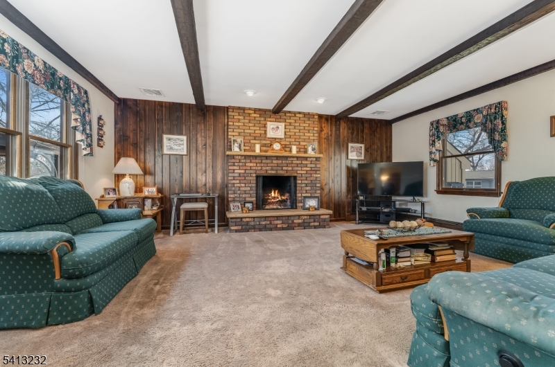 Ringoes - Commercial Sale