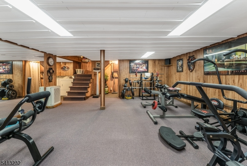 Ringoes - Commercial Sale