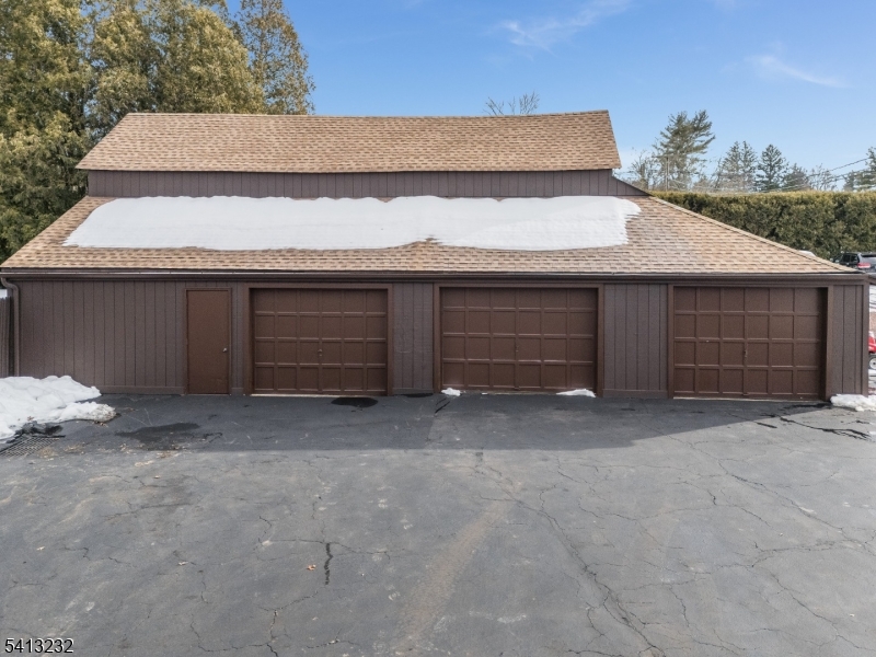 Ringoes - Commercial Sale