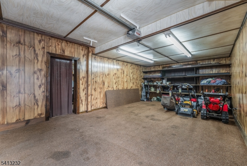 Ringoes - Commercial Sale