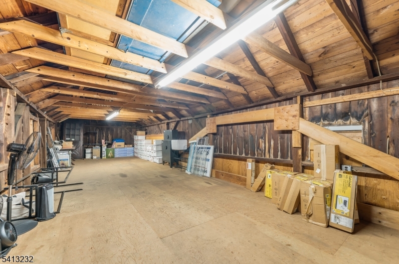 Ringoes - Commercial Sale