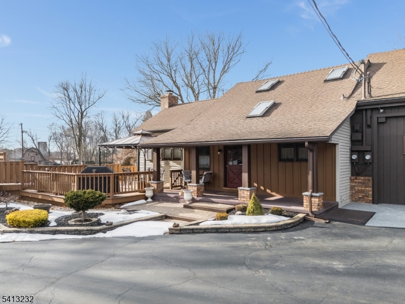 Ringoes - Commercial Sale